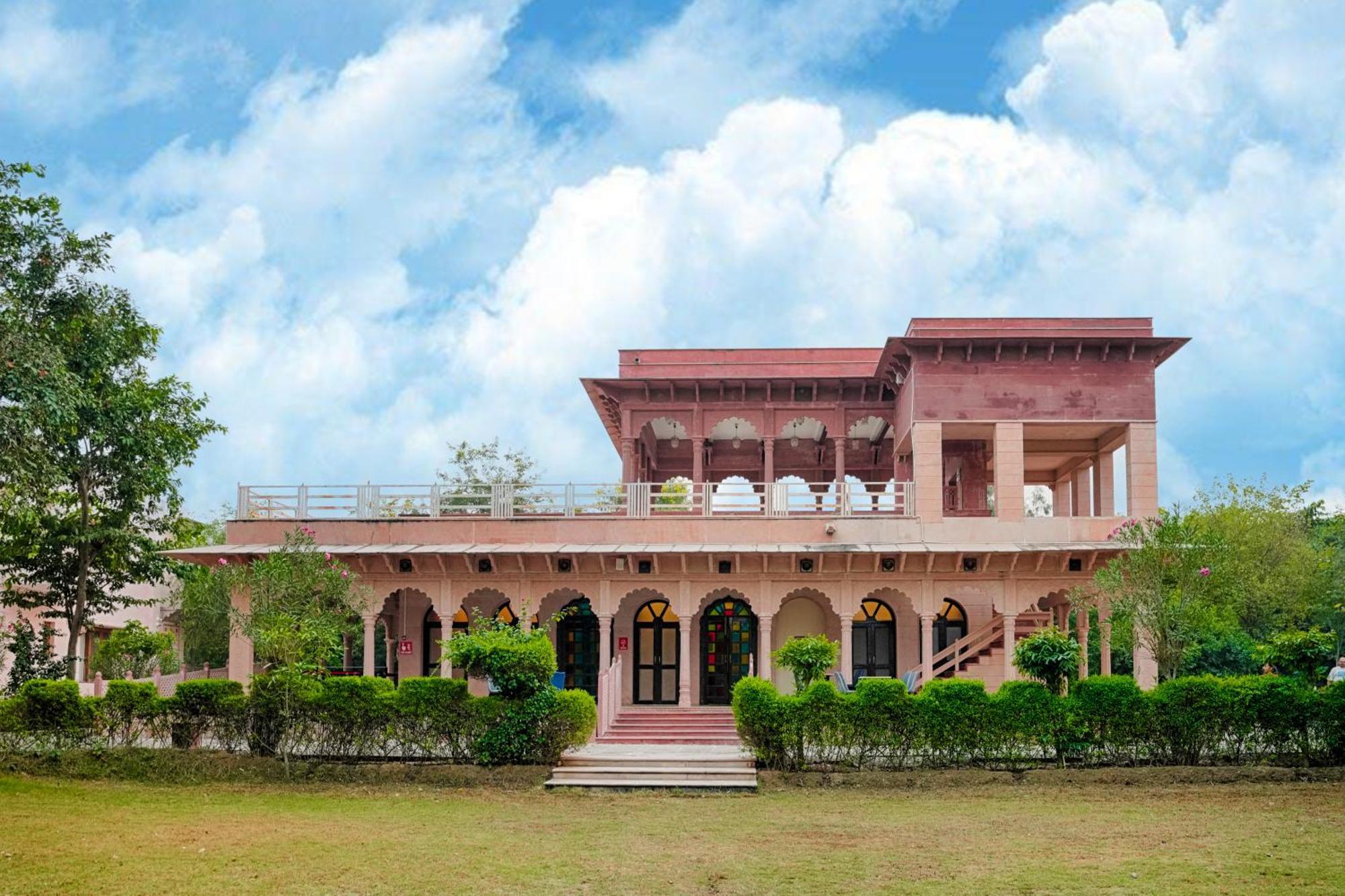 Club Mahindra Bharatpur Exterior foto