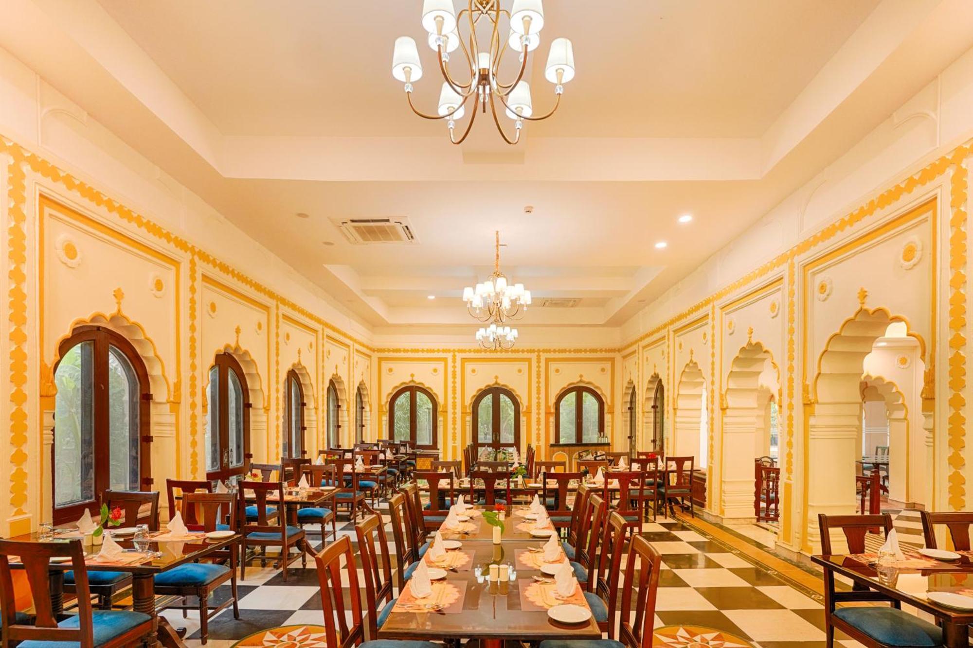 Club Mahindra Bharatpur Exterior foto